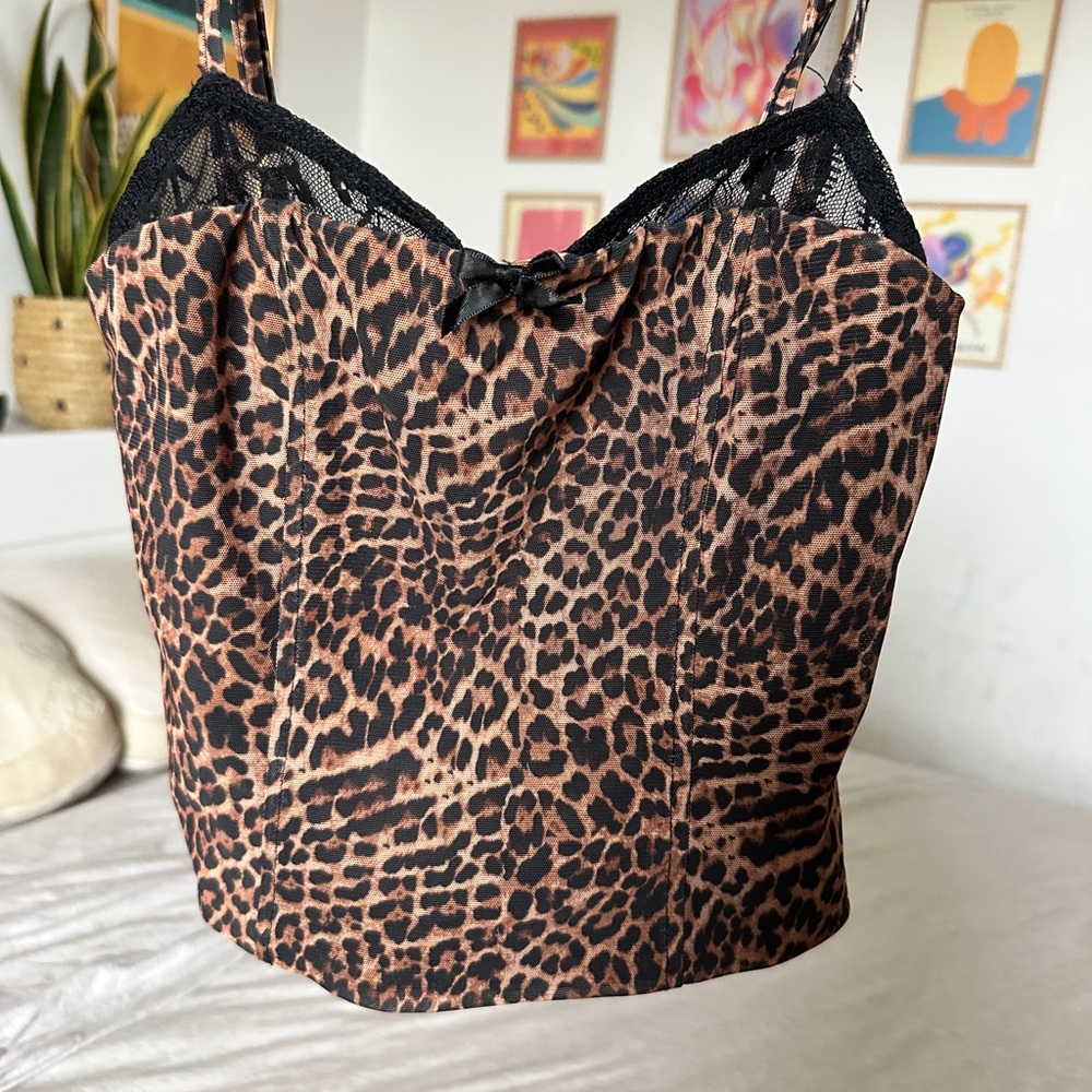 EDIKTED Edin Leopard Print Mesh Bra size XS - Picture 8 of 9